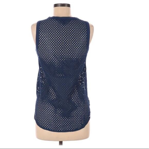 🔴 Banana Republic Navy Blue sleeveless top size xs - Picture 3 of 8